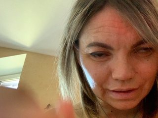 Erotisk videochat Ella-Pearlie
