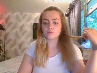 Bilder EllenStary English teen, tip and talk! See more of me in private:)