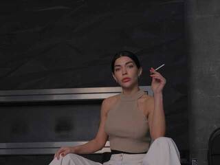 Erotisk videochat EllisMoor