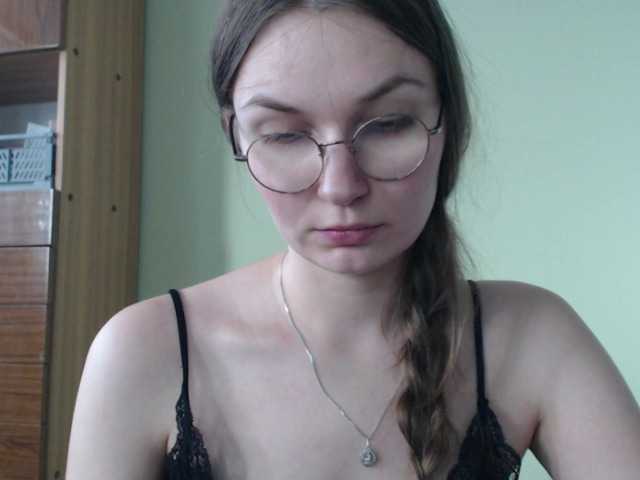 Bilder Ellyxcute Hey there :) lets have some nice kinky fun