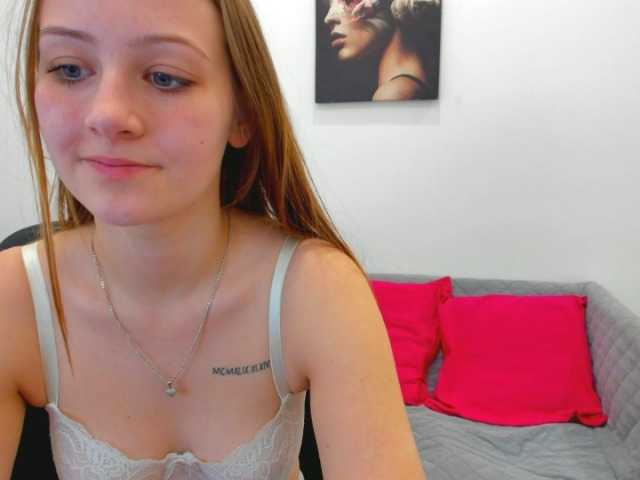 Bilder ElsaJean18 Enjoy my lovely #hot show! Warm welcome to everybody! I want to feel you guys #hot #teen #dance #show