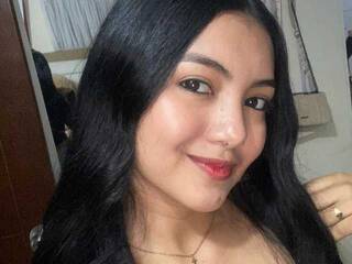 Erotisk videochat Emi-latingirl