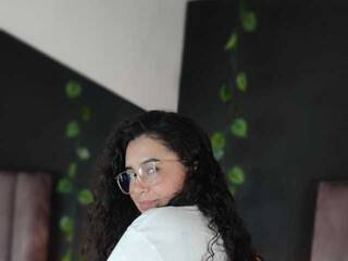 Erotisk videochat Emiilyy-gomez