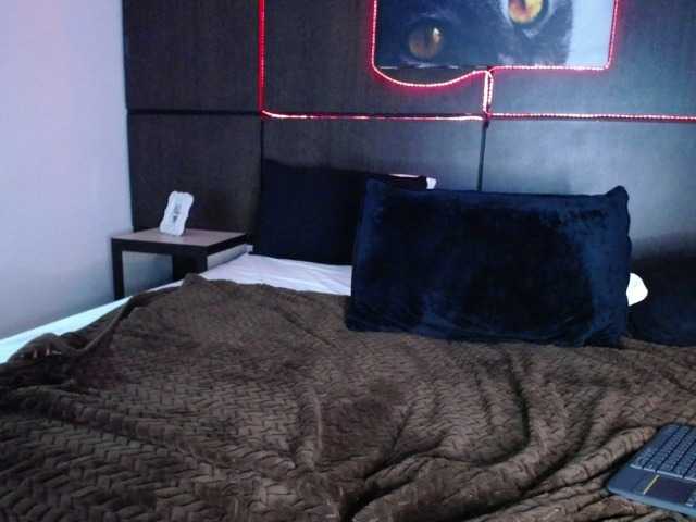 Bilder Emily-ayr Hello guys ♥♥ welcome to my room #new #feet #latina #bigass #cute