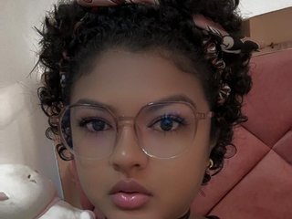 Erotisk videochat emily-carzon