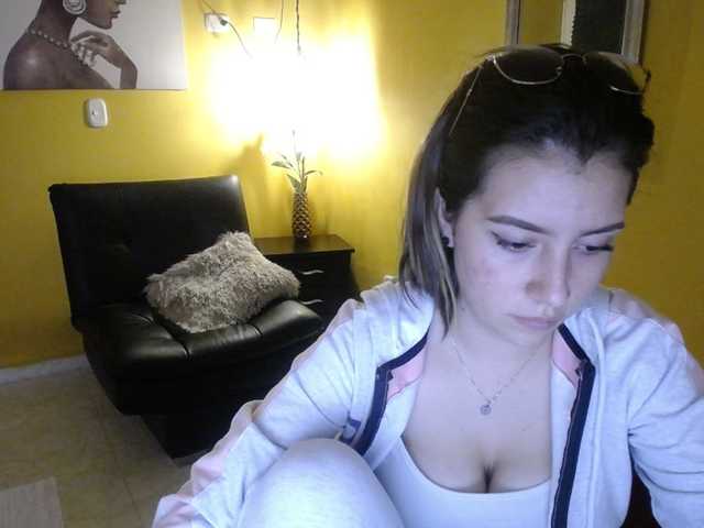 Bilder Emily-Up #latina#daddy #dildo #anal #squirt#cum#young#colombia#bigass#bigboobs#18#c2c