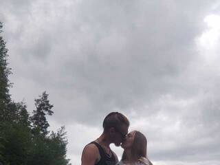 Erotisk videochat F0XandM00N