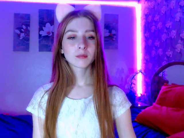 Bilder FireShoWw hello in my room! I'm trying to break the earning record! I hope for your help! #young #teen #cute #new #toys #sexy #hot #natural #shaved #smalltits #redhair