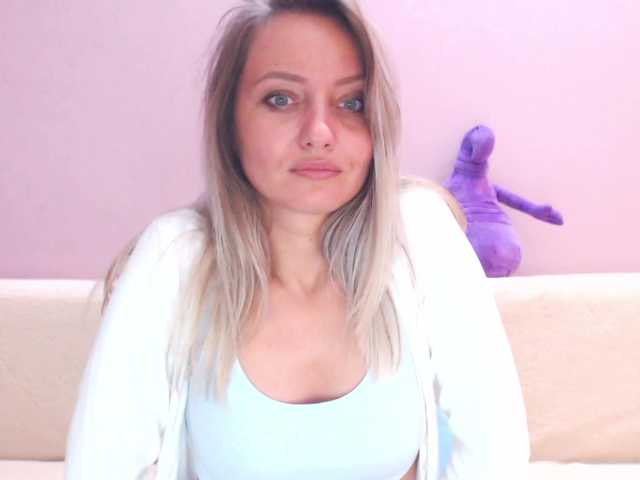 Bilder Gamora- Hello everyone, I only go to full private. I don't undress in the free chat ..