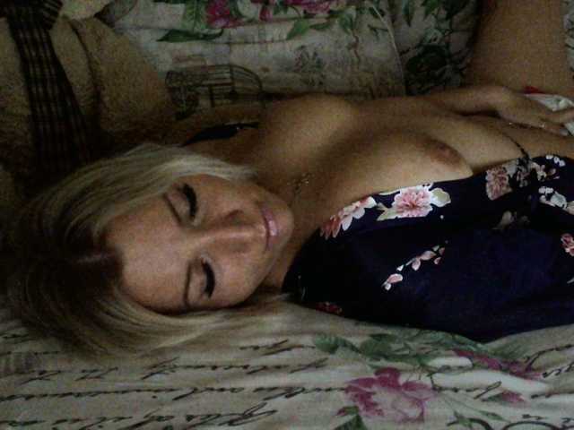 Bilder AWgirl press love***♥♥♥♥♥♥Hello!***me?)) how many times you can make my horny kitty cum?