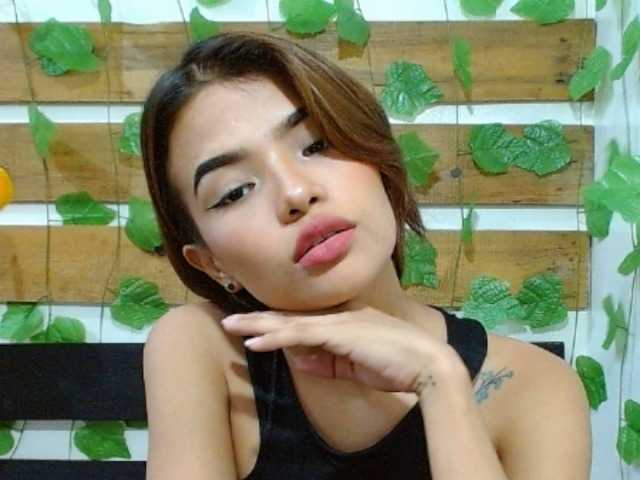 Bilder girlgolden11 Hi!! .. I'm horny. we are going to admire and have some orgasms