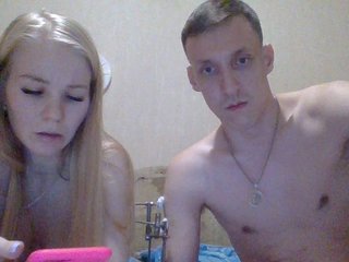 Bilder IlEm Show with cream 10 tokensA show with handcuffs and a mask of 50 tokensBlowjob 50 tokensKitchens 50 tokensSex Private ChatAnal private chat