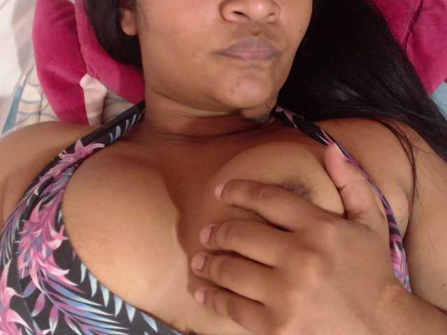 Bilder indian-slutty I got a thirsty pussy and I need a huge cum inside me to fill her up! CONTROL LOVENSE TOY FOR 5 MINS just 180 tks