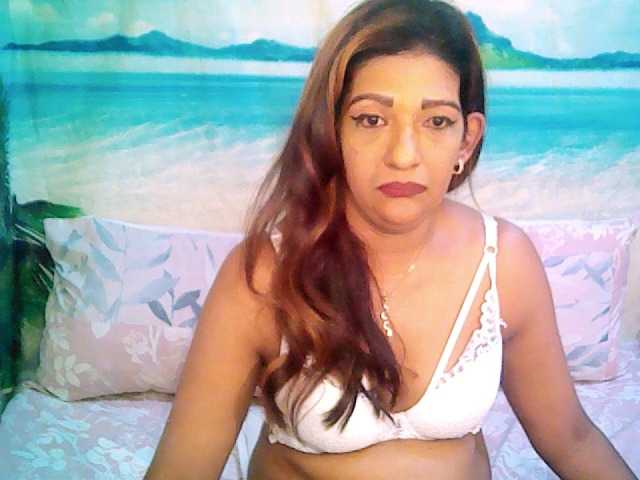 Bilder Indianaqua tip and get my toy vibing as i slowly undress for u guys