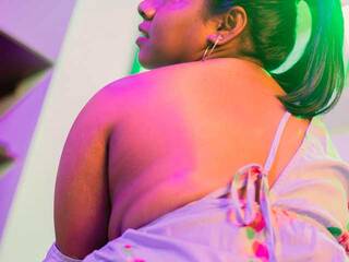 Erotisk videochat IndiraVermutt