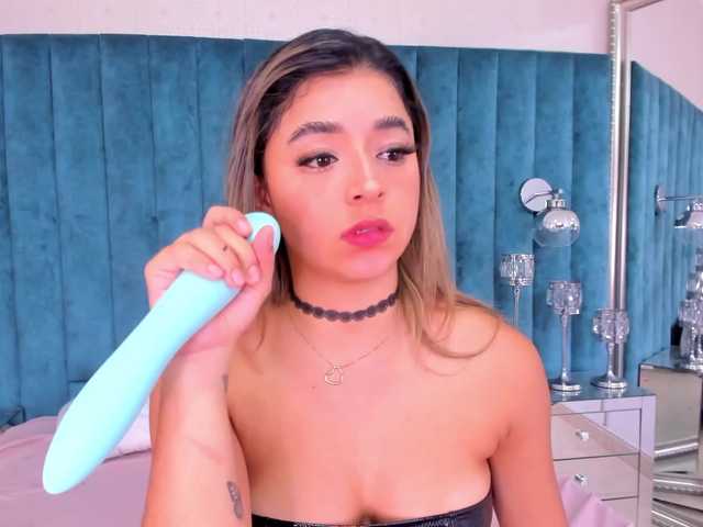 Bilder IreneGreenn ❤️ squirt ❤️ [300 tokens left] cute young latina needs a punishment. Let's get dirty! I'm your babygirl ❤️❤️!!! #cute #spit #hairy #ahegao #anal