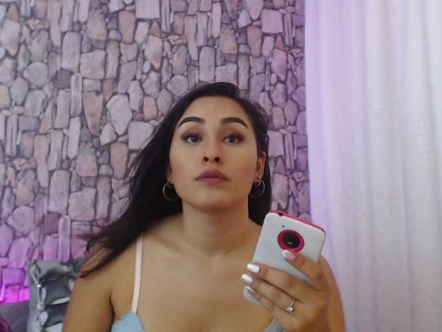 Bilder LauraTovar "Hello guys ♣ I'm new here !!! give me a hot and wet welcome .. masturbate my pussy and cum at goal ♥