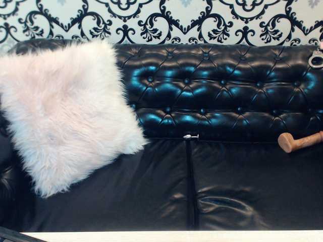 Bilder JasminWild BIG WET SQUIRT,RIDE TOY AND LOVENSE ON-TIP TO MAKE ME SQUIRT BIG !LETS HAVE THE CRAZIEST FUN-JOIN ME