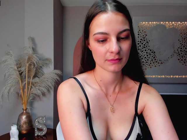 Bilder JennRogers Goal: Dance Naked 240 left | All new girls just want to have fun! Will you help me? ♥ Striptease 79TK ♥ Oil show 99TK ♥ Fingering 122TK ♥ PVT on