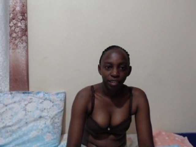 Bilder Kaliibe hello guys welcome to my room have fun and enjoy sweet shows