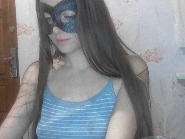 Bilder Karamell-1 if you like, put a heart)) undress me 200 tokens take off the mask 5000