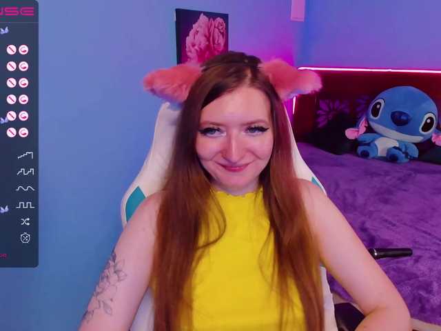 Bilder KarolinaQueen @remain before striptease, NEW TOY DOMI!!! Hey, I'm Karolina, you won't get bored with me!) The sweetest thing on the menu is the squirt, POV blowjob, and juicy ass twerking. I am the real queen of ahegao^^
