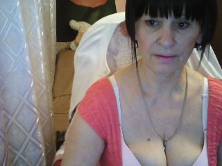 Bilder KatarinaDream show legs 25 current, chest 150 current, camera 50 current, private message 10 current, friends 30 current, pussy only in private