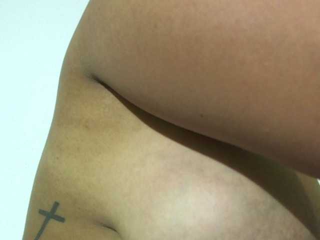 Bilder kellylatinhot bigass bigtits latina ebony tattoo