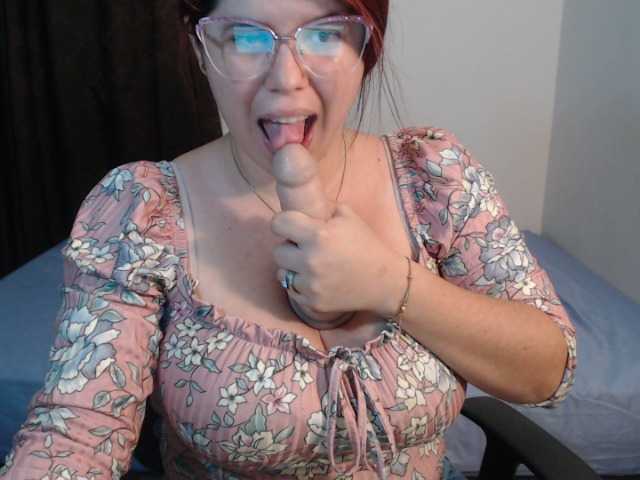 Bilder khattie I have a tip menu, look at it and pay for your request...Come play with me and I'll make you run with my squirtreach the finish line you will see a squirt show- goal= squirt