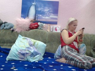 Bilder devochka-kira devochka-kira: Wealthy men, help me to be in the first place in the top 100. and I will believe in miracles