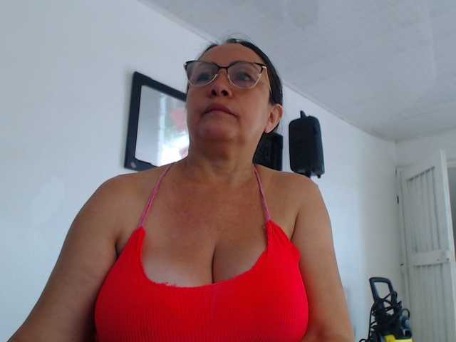Bilder LATINAANALx 25 tkns show me boobs naked show me boobs for 20 tkns