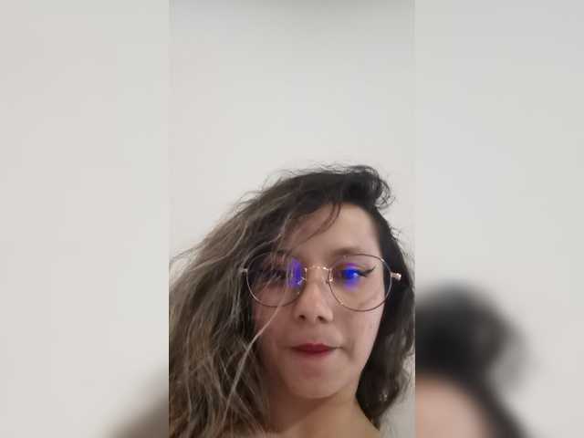 Bilder Layla-Meow Hii guys,Nauhy kitty wanna say purrr i wanna be your touch my pussy 470, can you help me?make me smile 5tks/ i write u name on my boddy 10 tkns/