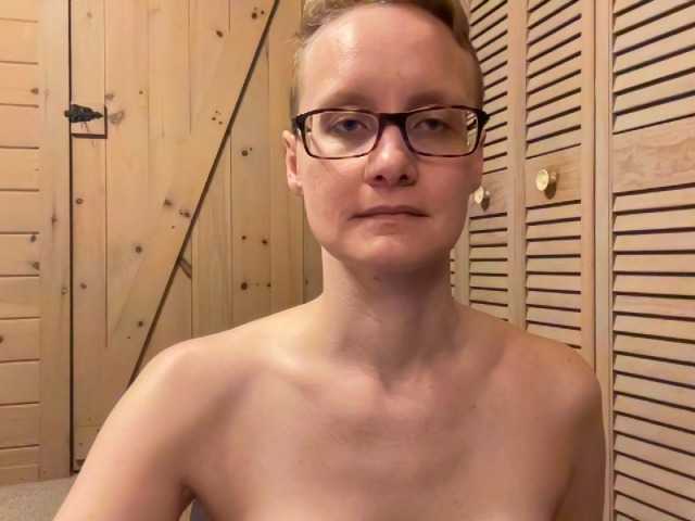 Bilder LeahWilde Topless yoga time!- keep in mind lurkers will be banned, if you can't tip you can't stay