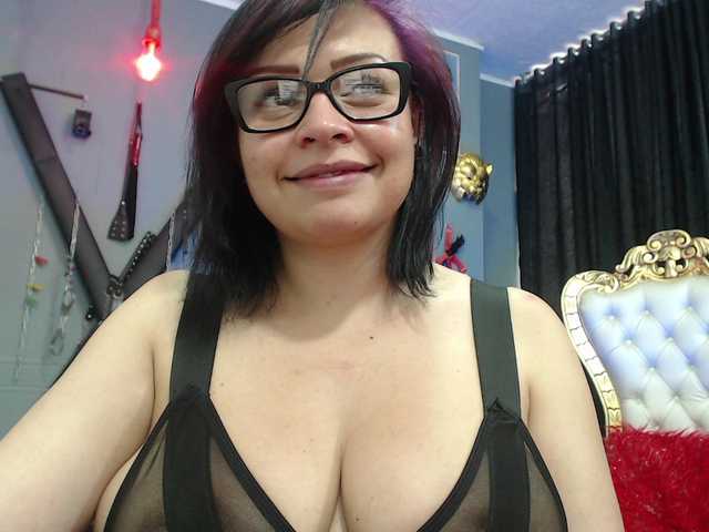 Bilder Leia-bennet Double vibration 11,22,33,44,55,66,99,111,222.33 :welcome Hi, I'm a Latin girl, :sexy very hot willing to fulfill your fantasies...Hi,Soy una chica latina, muy caliente dispuesta a cumplir tus fantasías.