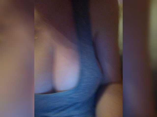 Bilder Milf_a Hello everyone Compliments with tips! All requests for tokens! No tokens - subscribe, write a comment in my profile. Individual approach to each viewer. The wildest fantasies in private.