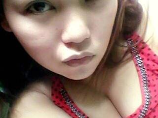 Erotisk videochat xAsianTitsx