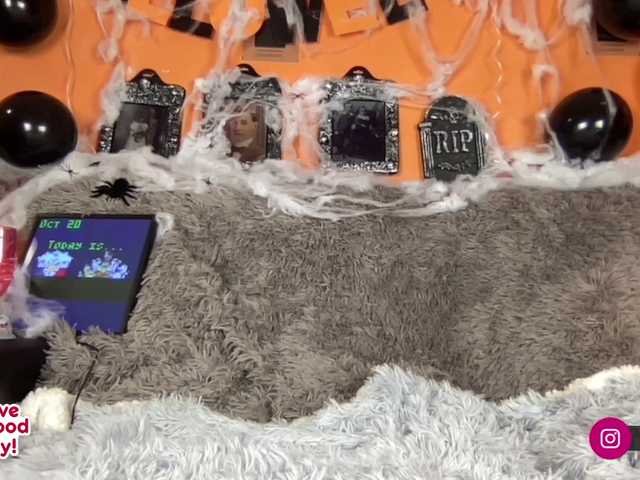 Kringkasting av skjermbilder LilitHoly