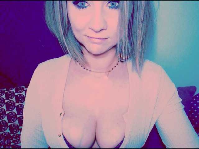 Bilder Lilly666 hey guys, if ur able to have fun and wanna play with me- here i am. i view cams for 40, to get preview of my body is 50