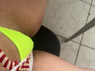 Erotisk videochat LillyAndrezza66