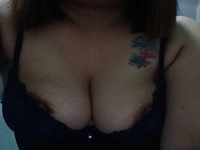 Bilder Lina169 Tits at goal for 80 tokens; pussy at goal for 100 tokens Flash Tits 10 tokens, butt 20 tokens, Pussycat 50 tokens. Butt fingering for 250 tokens Nipples lick and suck --- 150 tokens