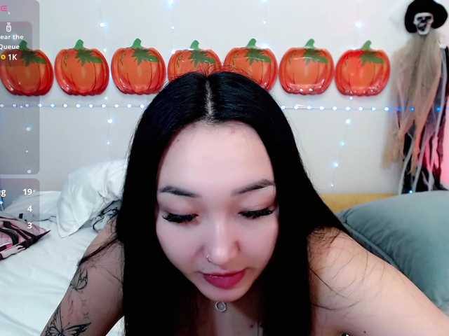 Bilder Lioriio Sweet Asian Hentay Girl looking for a man who can please me ^^ Im sure that i know how to make u cum