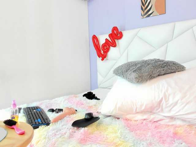 Bilder lissetlong69 Hello guys Today I am very hot wanting to play with you do not miss my showNew toy bet you want to provise it