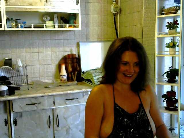 Bilder LizaCakes Hello. I am sociable and cheerful. Only complete privat .. I don’t go to the subgludies .. Typenypo Tip menu are considered in the common room. Privat to discuss before. If you ask me without tokens something to show my answer, no.The goal for the mood