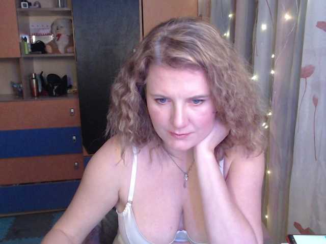 Bilder LizaCakes Hello. I am sociable and cheerful. Only complete private. I don't go to the subgludies. Tip menu are considered in the common room.Respect me as a model Welcome to my tip menu Privat to discuss before..The goal For mood@remain