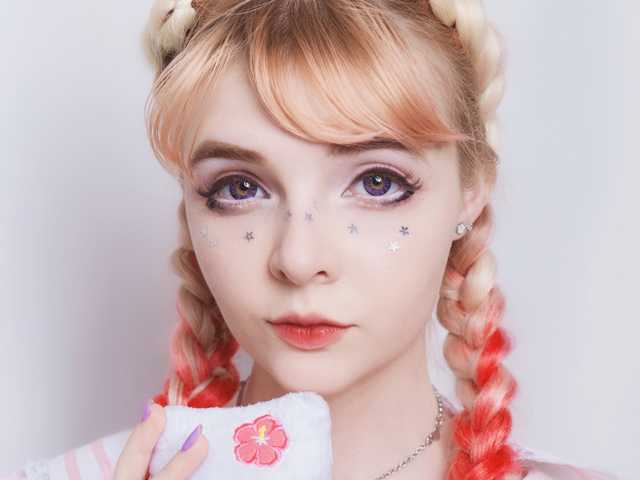 Erotisk videochat Loli-Kiss