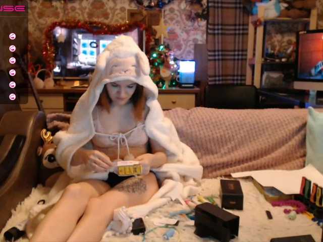 Bilder LopnLous 500 tokens , All New Year mood))) Naked , 167 tokens already collected, left 333 tokens