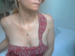 Bilder LuckyBird33 pm 20 tk. tits 80 tk. pussy 100 tk. more in pvt or group