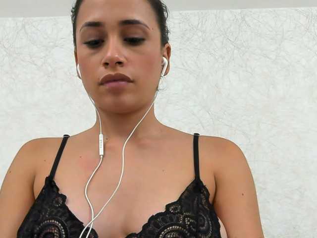 Bilder LuisaTrujillo Hello Guys, Today I Just Wanna Feel Free to do Whatever Your Wishes are and of Course Become Them True/ Pvt/Pm is Open, Make me Cum at GOAL
