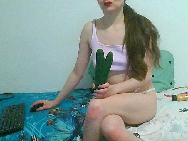 Bilder MagalitaAx go pvt ! i not like free chat!!! all for u in show!! cucumbers will play too