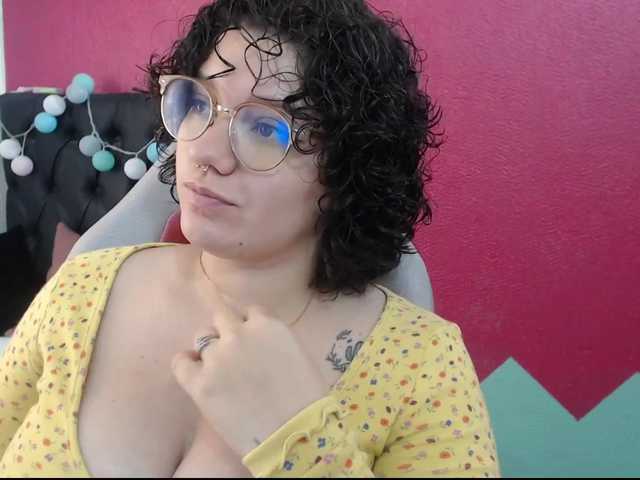 Bilder Angijackson_ I really like to see you on camera and see how you enjoy it for me, I want to see how your cum comes out for meMake me feel like a queen and you will be my kingFav vibs 44, 88 and 111 Make me squirt rigth now for 654 tkns.